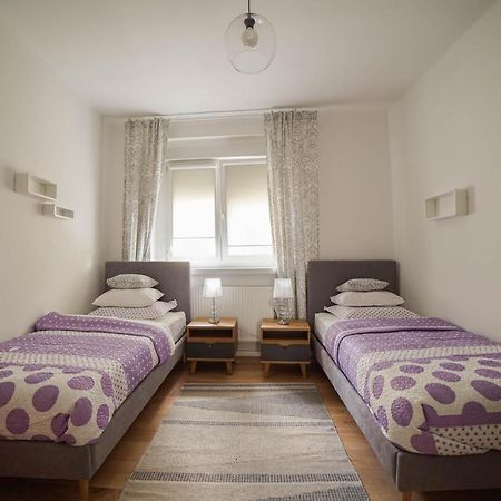 Appartement Bella Rosa à Opole Extérieur photo